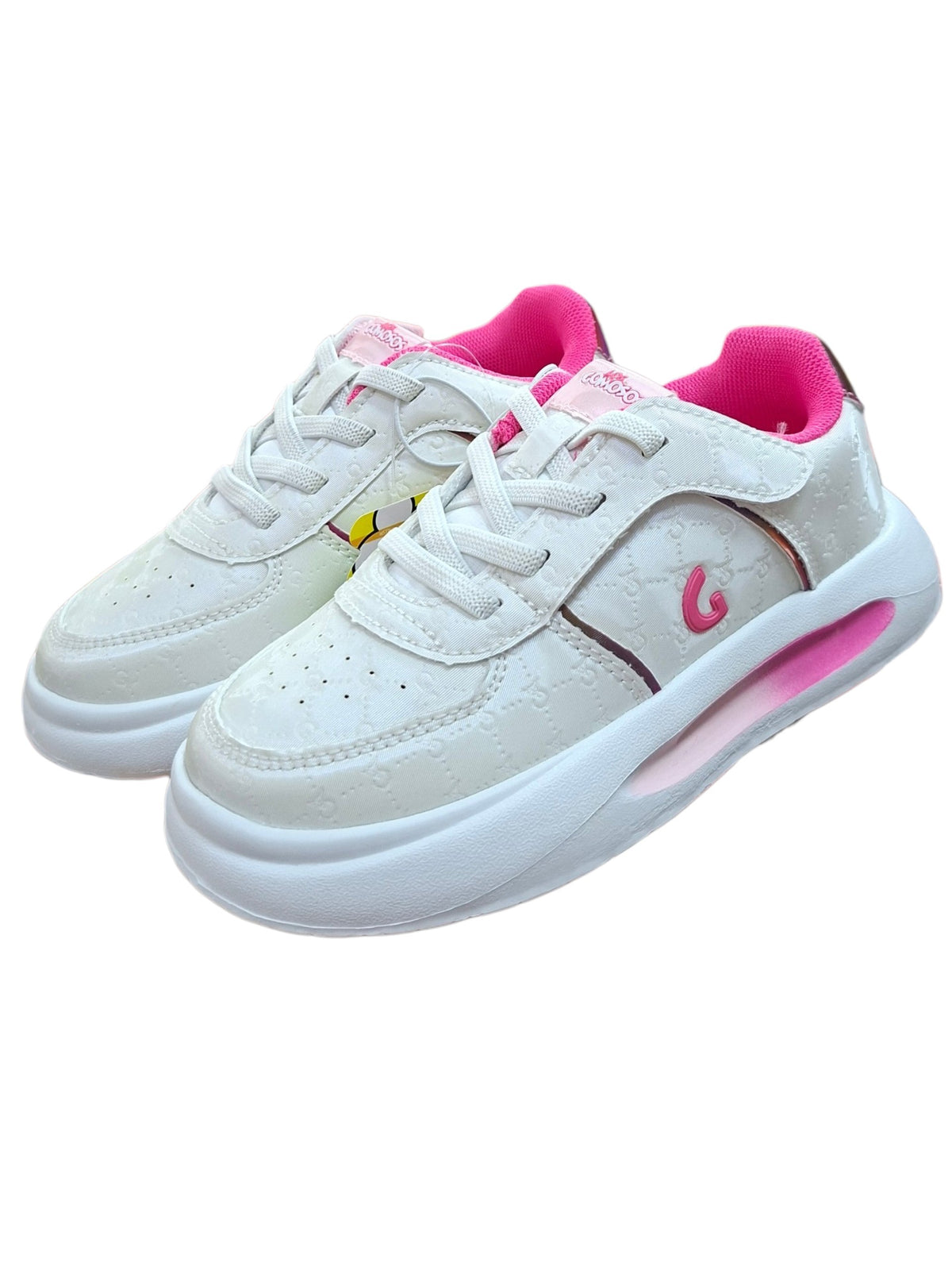 Tenis deportivos Calzakids Moritas para niña en color blanco con detalles en rosa, cierre de velcro y suela acolchada.