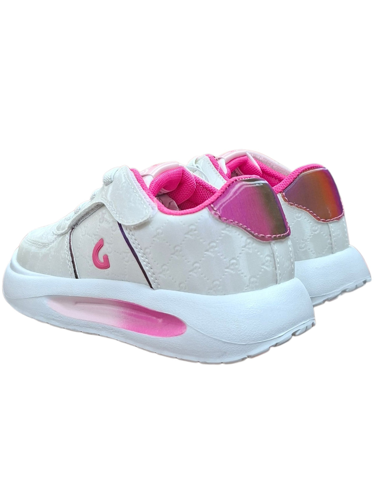 Tenis deportivos Calzakids Moritas para niña en color blanco con detalles en rosa, cierre de velcro y suela acolchada.