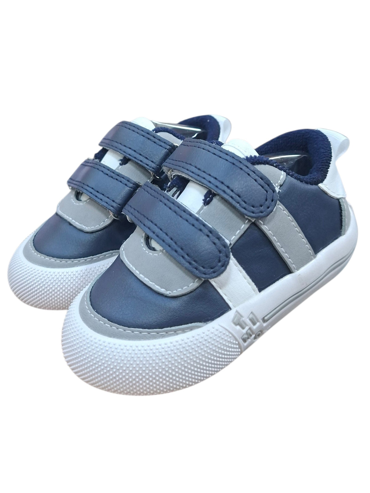 Tenis casuales Calzakids Moritas para niño en azul marino, gris y blanco con doble cierre de velcro y suela resistente